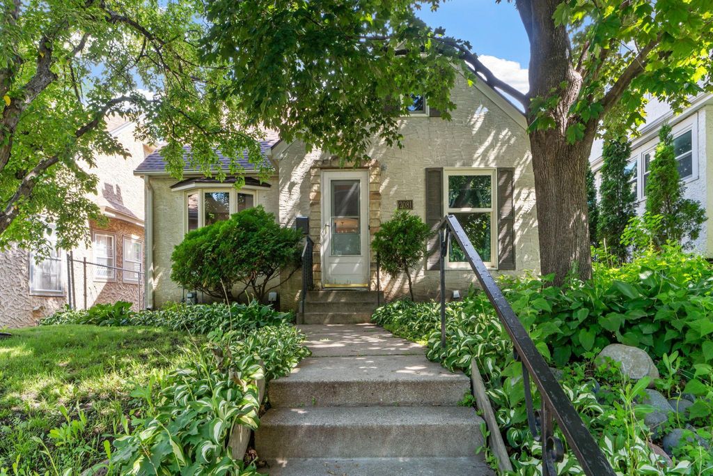 2081 Jefferson Avenue, Saint Paul, MN 55105 — photo 3