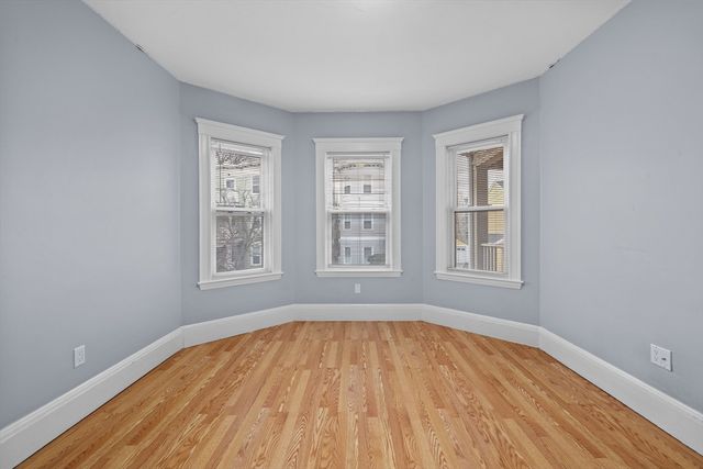 25 Howes St. 3A, Boston, MA 02125