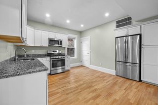 25 Howes St. 3A, Boston, MA 02125