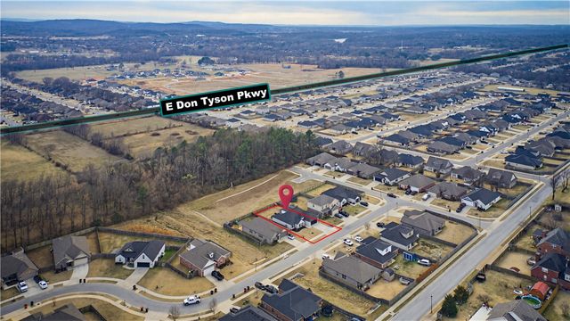 3009 Summer View Avenue, Springdale, AR 72764