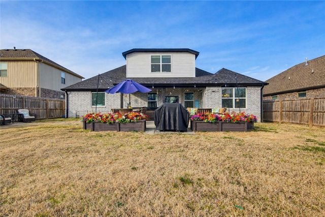 3009 Summer View Avenue, Springdale, AR 72764