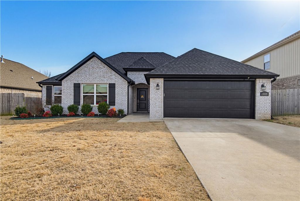 3009 Summer View Avenue, Springdale, AR 72764