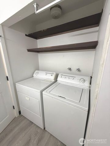 816 NW 60th St, Seattle, WA 98107