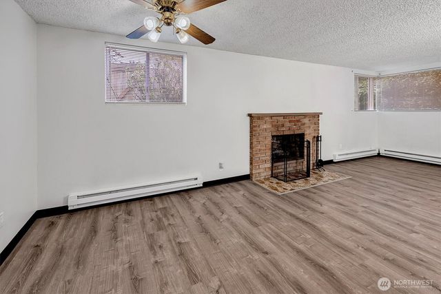 816 NW 60th St, Seattle, WA 98107