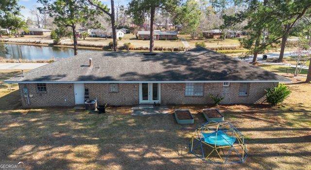 210 S Parkway Drive, Sylvania, GA 30467