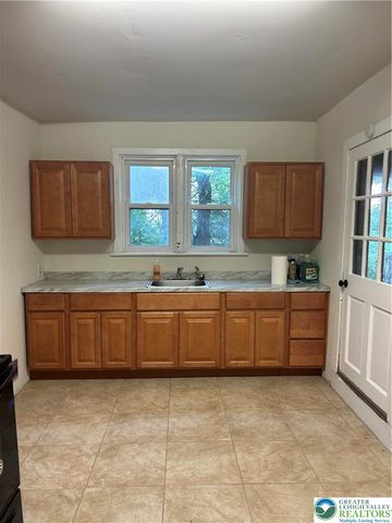 901 Vernon Street, Bethlehem City, PA 18015