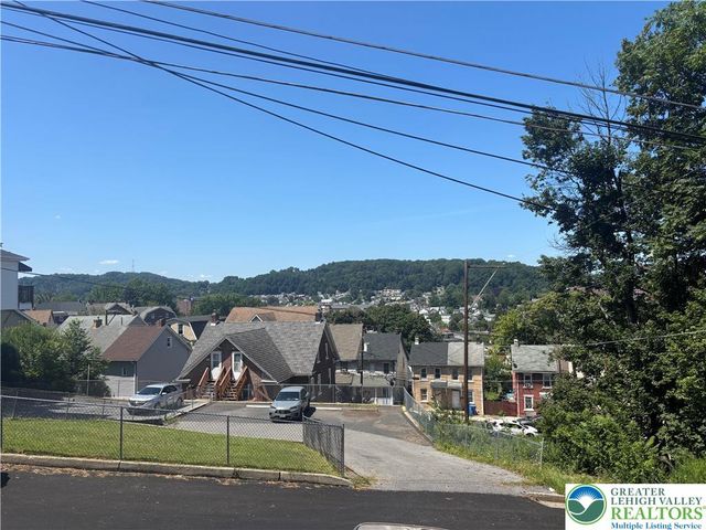 901 Vernon Street, Bethlehem City, PA 18015