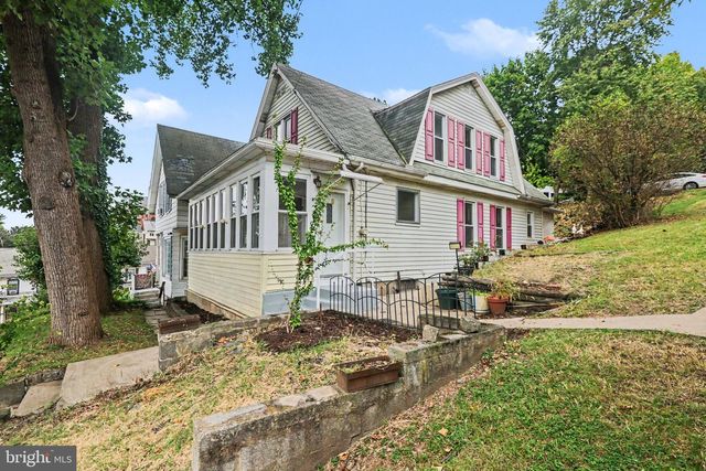 209 S 3RD ST, Steelton, PA 17113