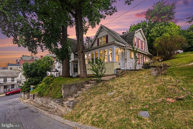 209 S 3RD ST, Steelton, PA 17113