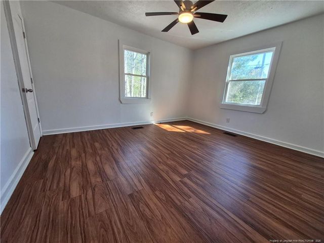 113 N Wright Street, Raeford, NC 28376