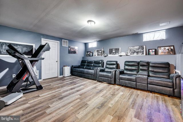 56 OAKTON DR, Atco, NJ 08004