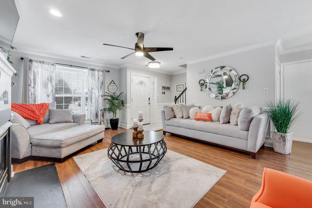 56 OAKTON DR, Atco, NJ 08004