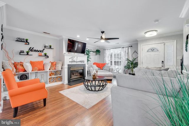 56 OAKTON DR, Atco, NJ 08004