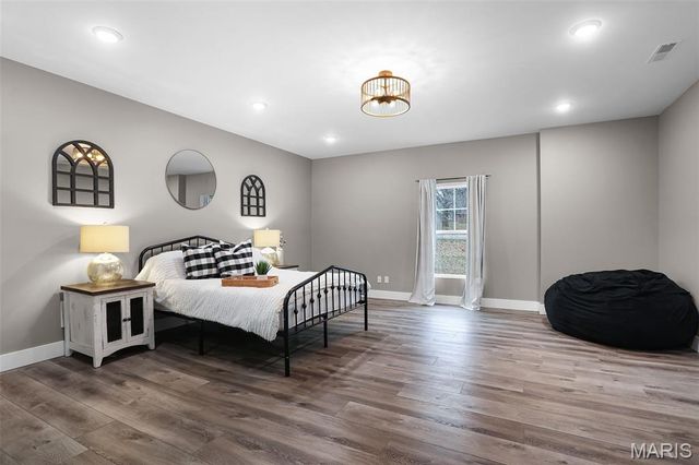 7302 W Kirsch Road, Collinsville, IL 62234