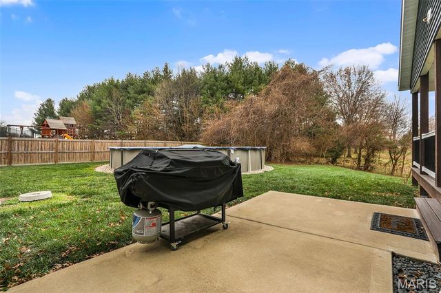 7302 W Kirsch Road, Collinsville, IL 62234