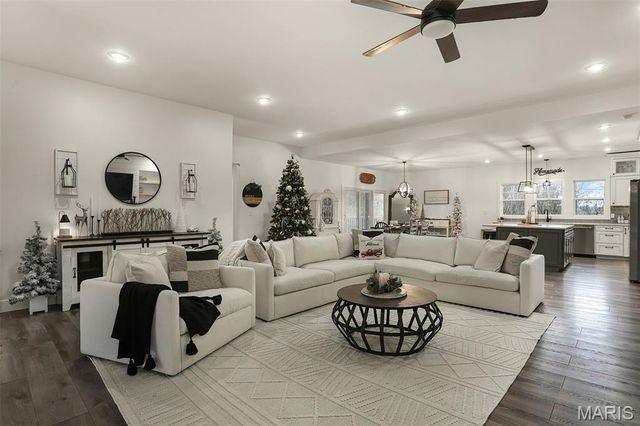 7302 W Kirsch Road, Collinsville, IL 62234