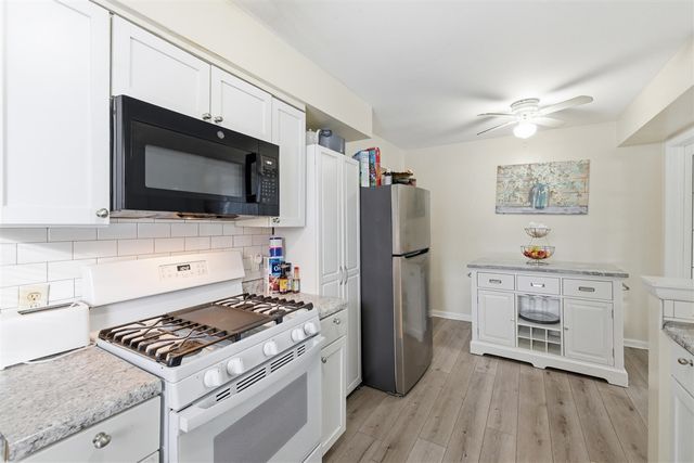 2146 Michael Avenue, Wyoming, MI 49509