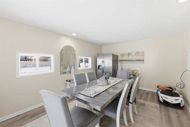 2146 Michael Avenue, Wyoming, MI 49509