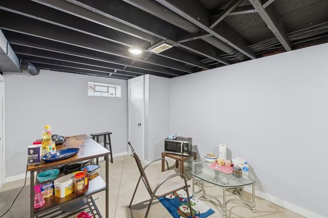 2146 Michael Avenue, Wyoming, MI 49509