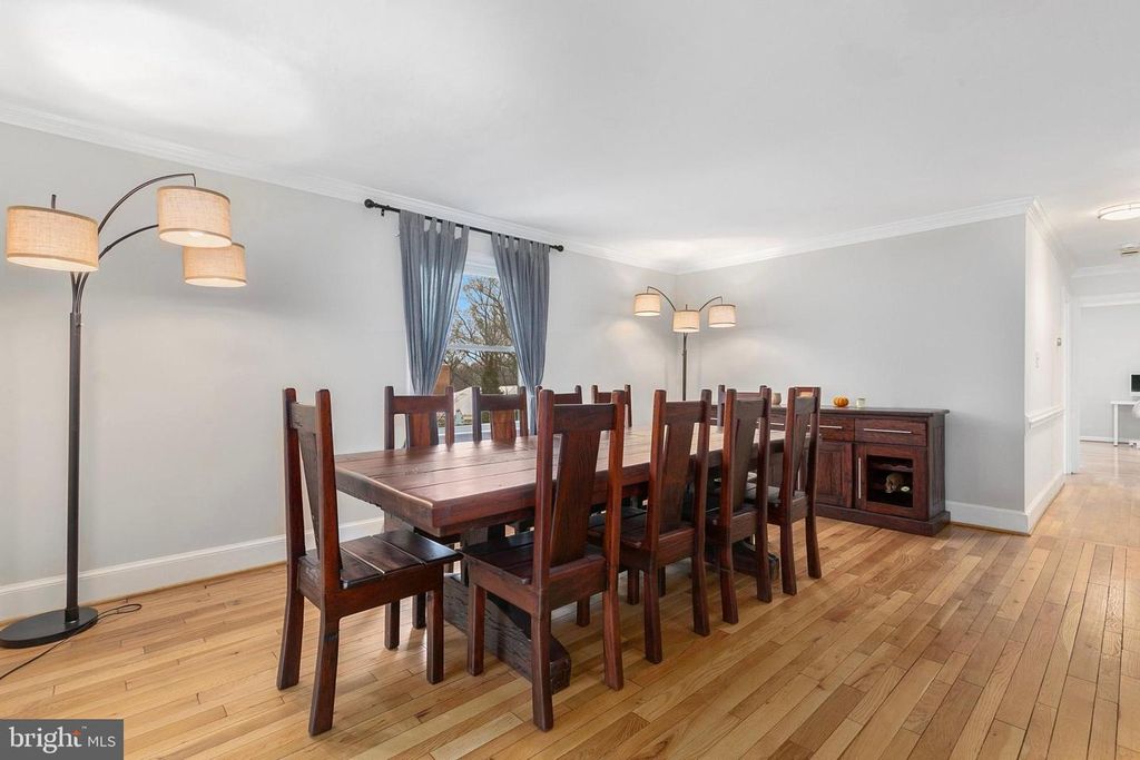 Image 13 of property listing at 9329 HARVEY RD, Silver Spring, MD 20910