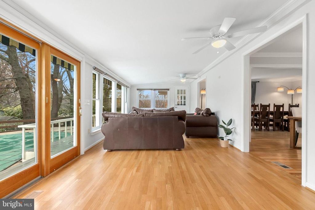 Image 15 of property listing at 9329 HARVEY RD, Silver Spring, MD 20910