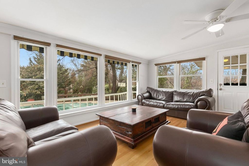 Image 16 of property listing at 9329 HARVEY RD, Silver Spring, MD 20910