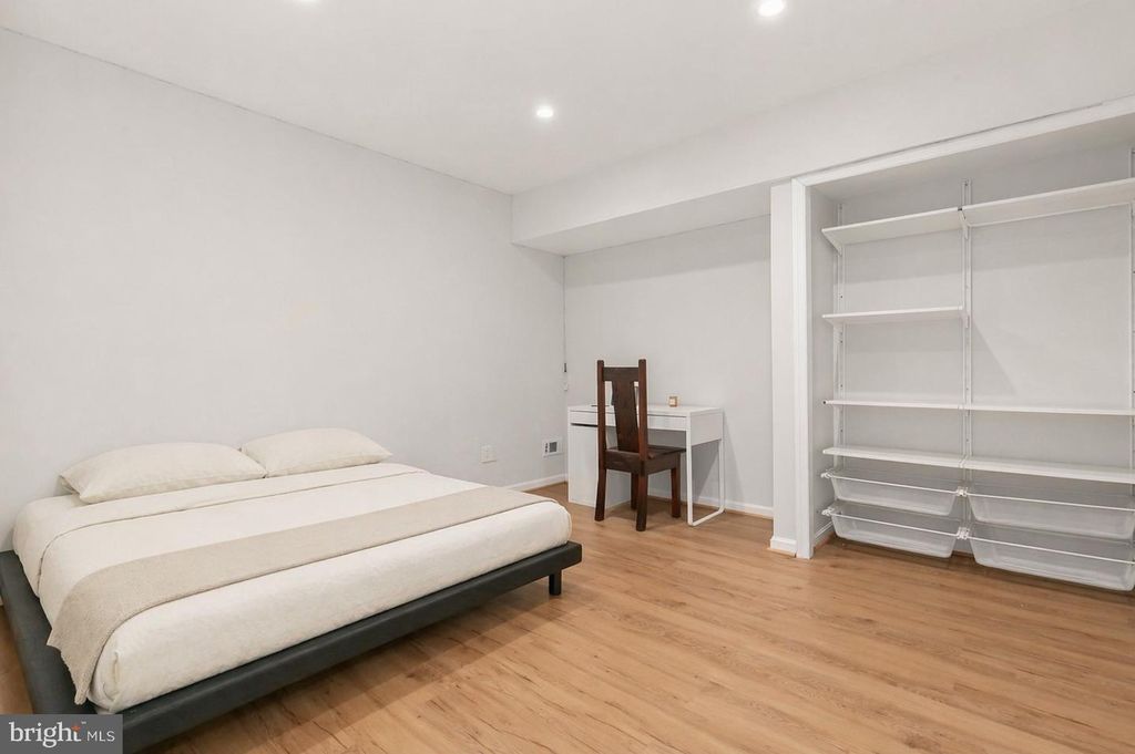 Image 27 of property listing at 9329 HARVEY RD, Silver Spring, MD 20910