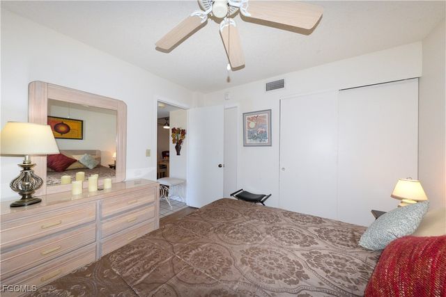 21490 Bay Village DR 264, Fort Myers Beach, FL 33931