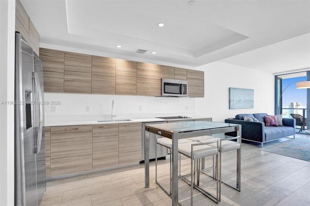 121 NE 34th St 2305, Miami, FL 33137