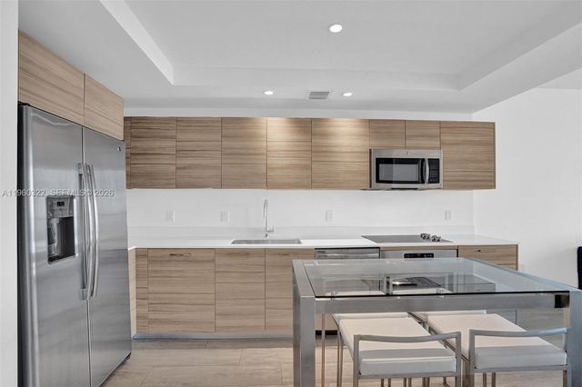 121 NE 34th St 2305, Miami, FL 33137