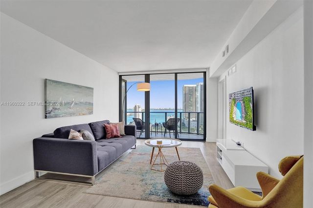 121 NE 34th St 2305, Miami, FL 33137