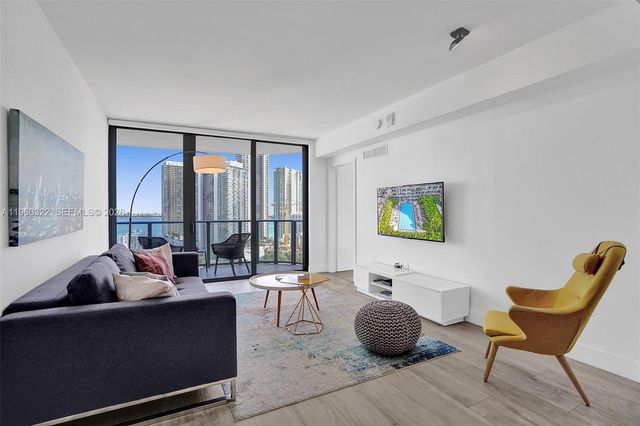 121 NE 34th St 2305, Miami, FL 33137