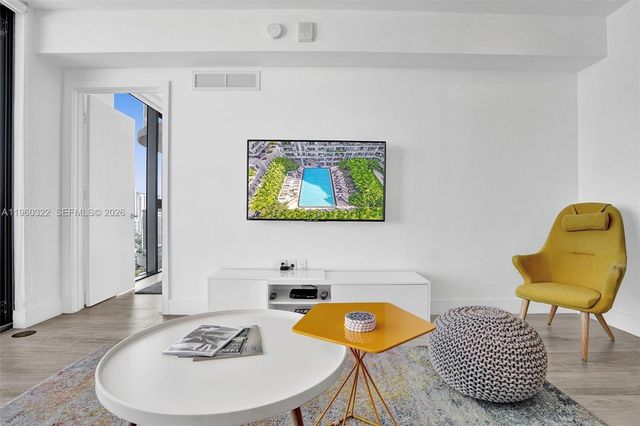 121 NE 34th St 2305, Miami, FL 33137