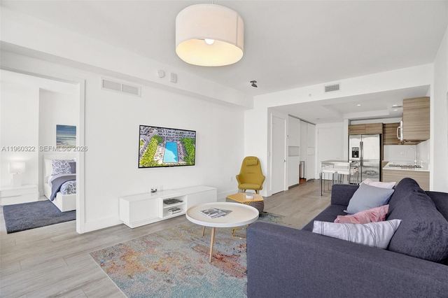 121 NE 34th St 2305, Miami, FL 33137