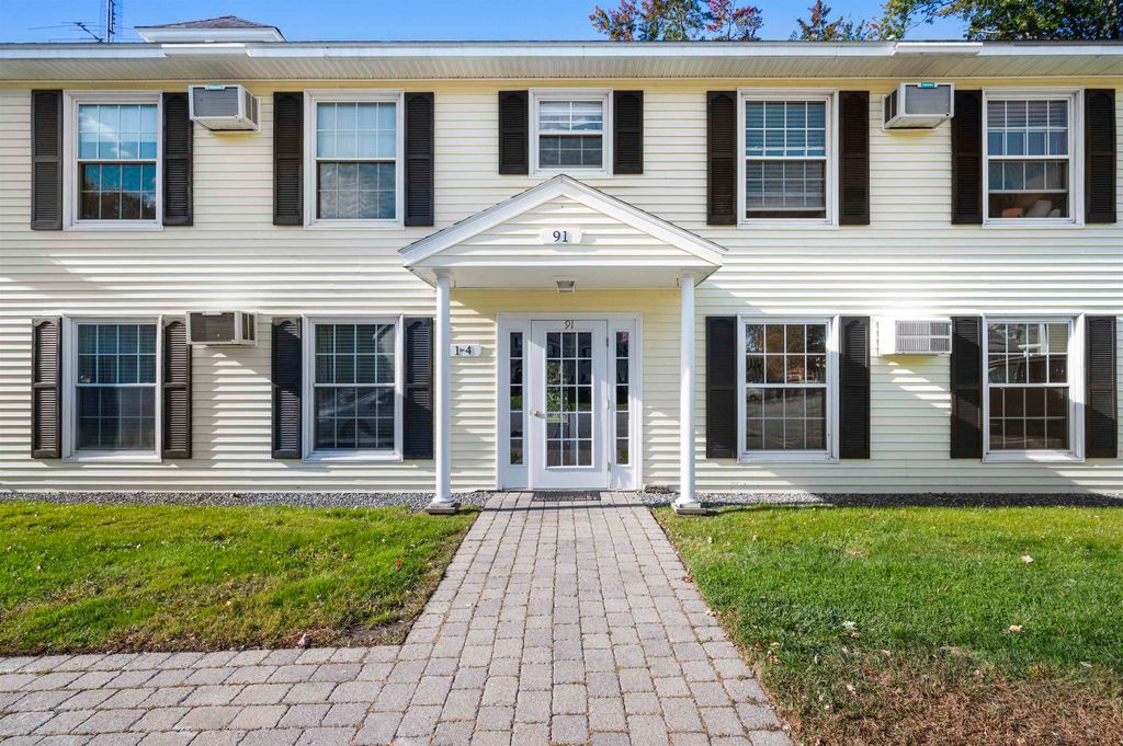 Image 1 of property listing at 91 Winnacunnet Rd Apt 1, Hampton, NH 03842