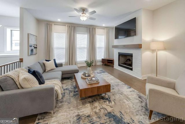 413 Bishop Lane, Woodstock, GA 30188