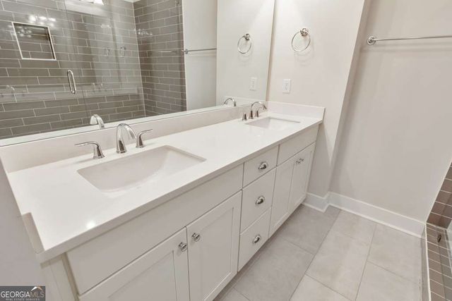 413 Bishop Lane, Woodstock, GA 30188