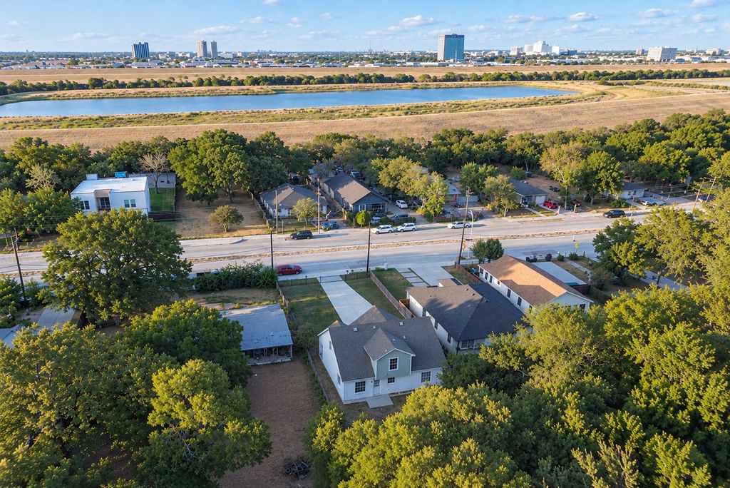 3022 Canada Drive, Dallas, TX 75212 — photo 2