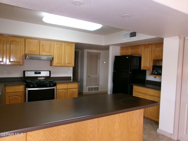 3933 EMORY Road, El Paso, TX 79922