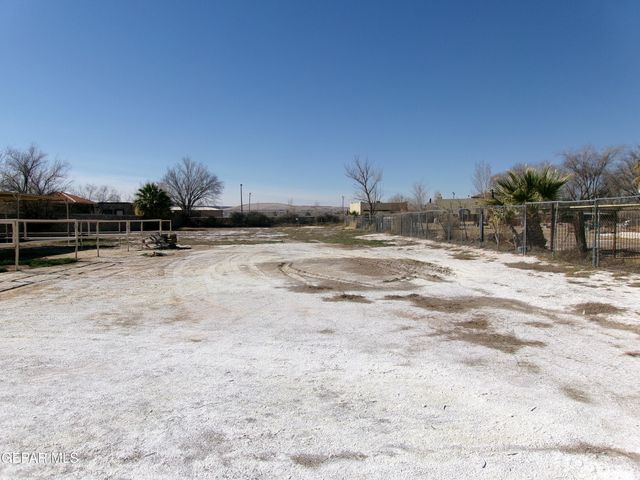 3933 EMORY Road, El Paso, TX 79922