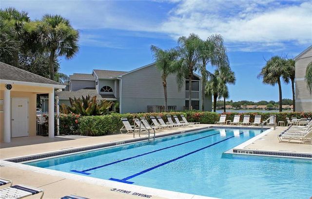 2671 Citrus Lake DR 306, Naples, FL 34109