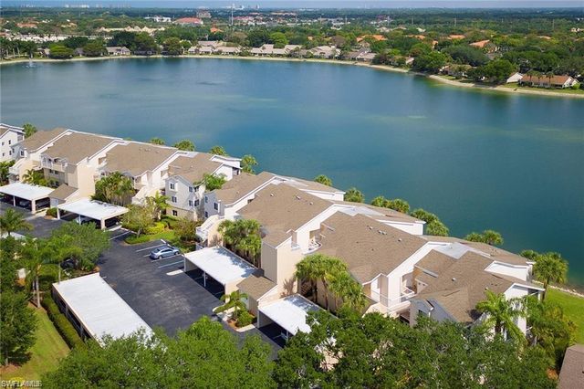 2671 Citrus Lake DR 306, Naples, FL 34109