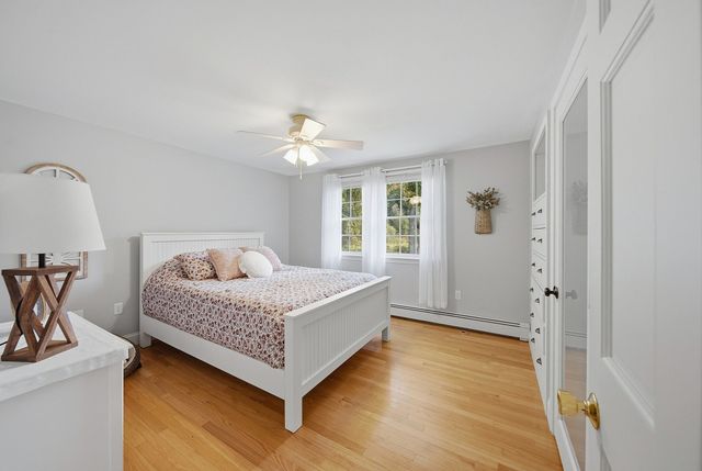 80 Dodge Hill Rd, Sutton, MA 01590