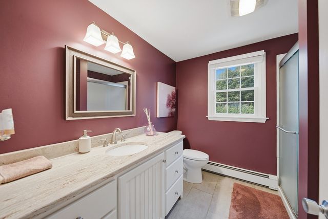 80 Dodge Hill Rd, Sutton, MA 01590