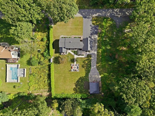 80 Dodge Hill Rd, Sutton, MA 01590