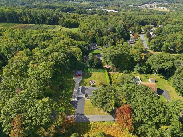 80 Dodge Hill Rd, Sutton, MA 01590