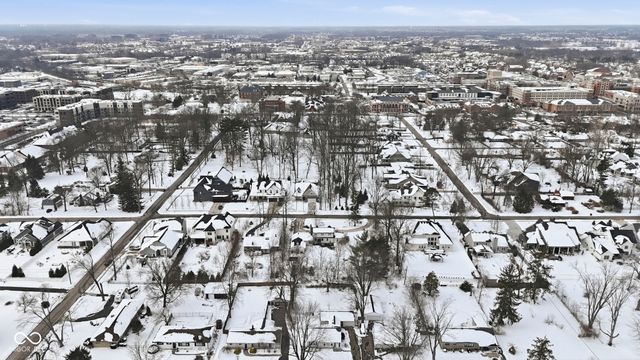 1025 Oswego Road, Carmel, IN 46032