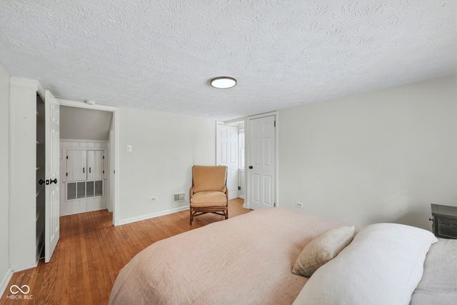 1025 Oswego Road, Carmel, IN 46032