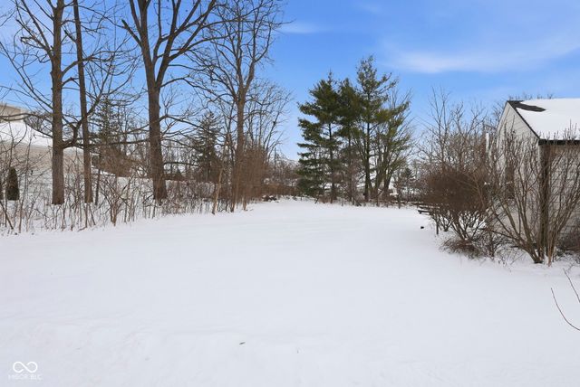 1025 Oswego Road, Carmel, IN 46032