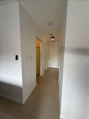 2198 NE 167th Street 2198, North Miami Beach, FL 33162